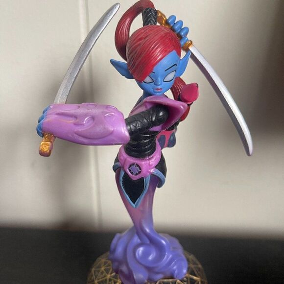 Skylanders Fantasy Action Figures  - Picture 1 of 1
